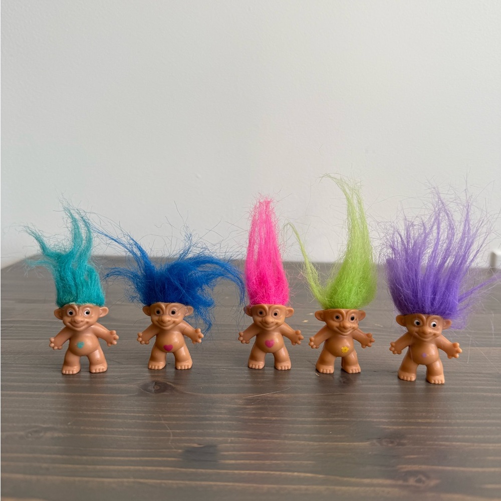 5 x small vintage Trolls